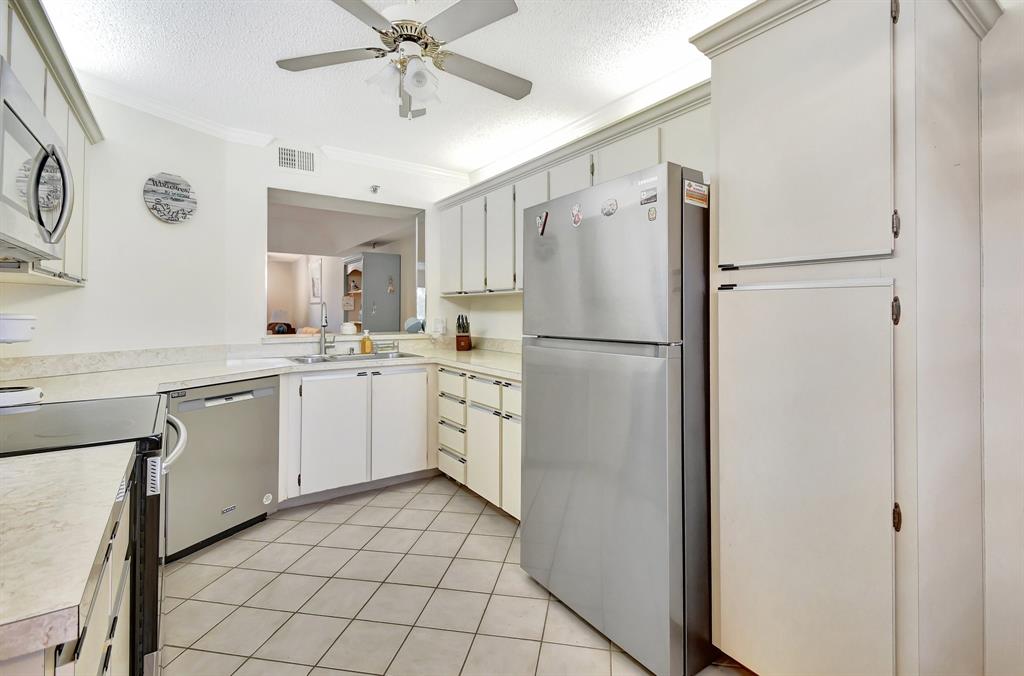 9220 Southwest 14th Street, Unit 3304 Boca Raton, FL 33428 - Photo 7 of 46