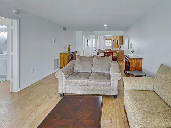 $229,900 | 414 Cerromar Circle South, Unit 152, Venice, FL 34293