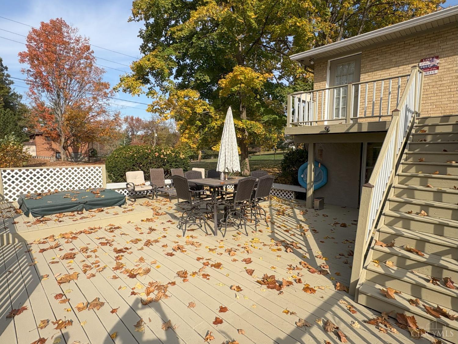 1515 Covered Bridge Road Cincinnati, OH 45231 - Photo 24 of 39