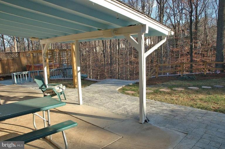 8705 Powder Horn Road Springfield, VA 22152 - Photo 14 of 14 Patio