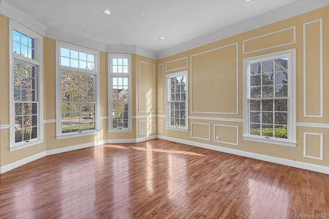 $1,795,000 | 135 Elmwood Drive, Dix Hills, NY 11746