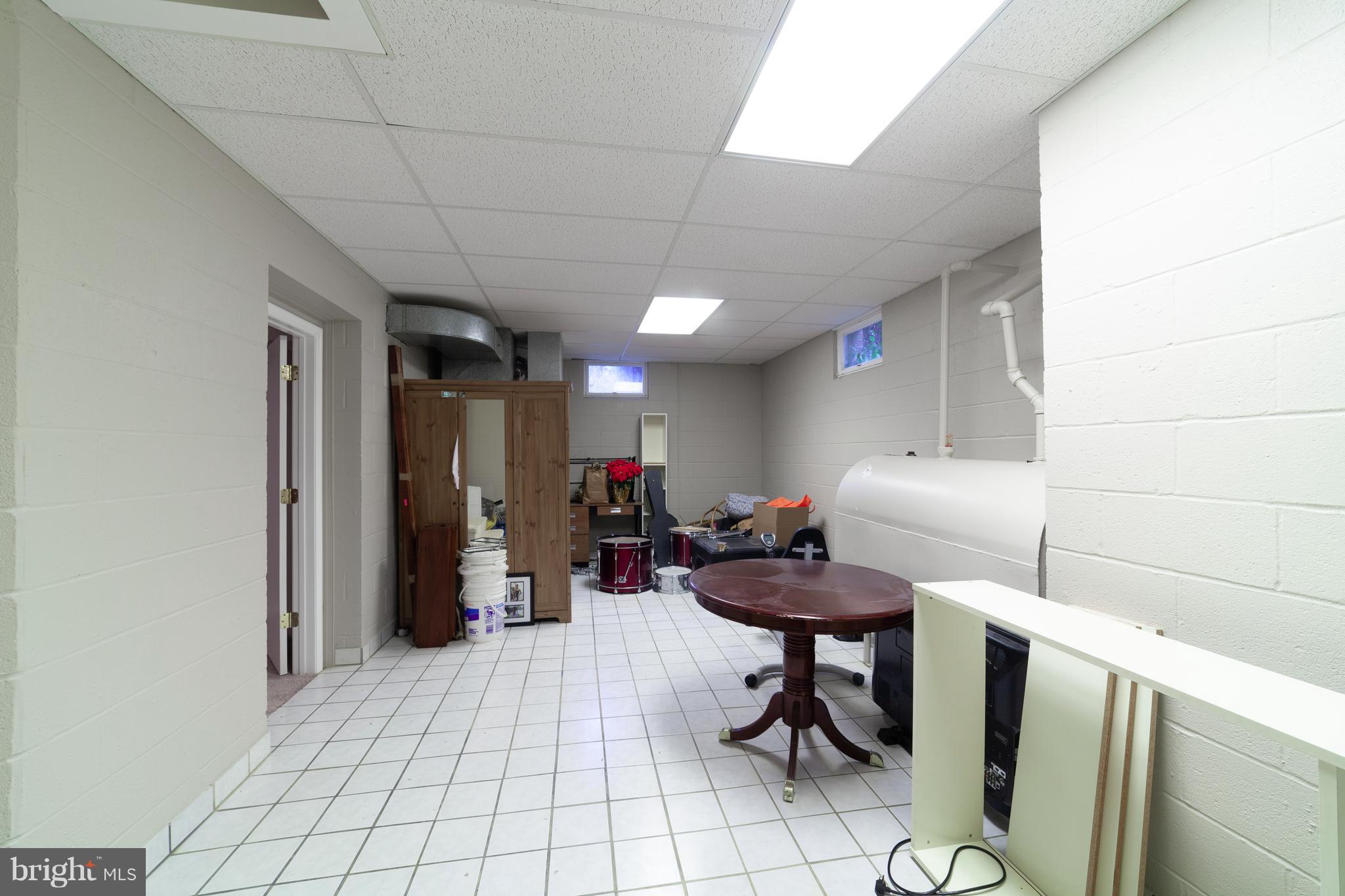 2624 Neudecker Road Westminster, MD 21157 - Photo 17 of 38