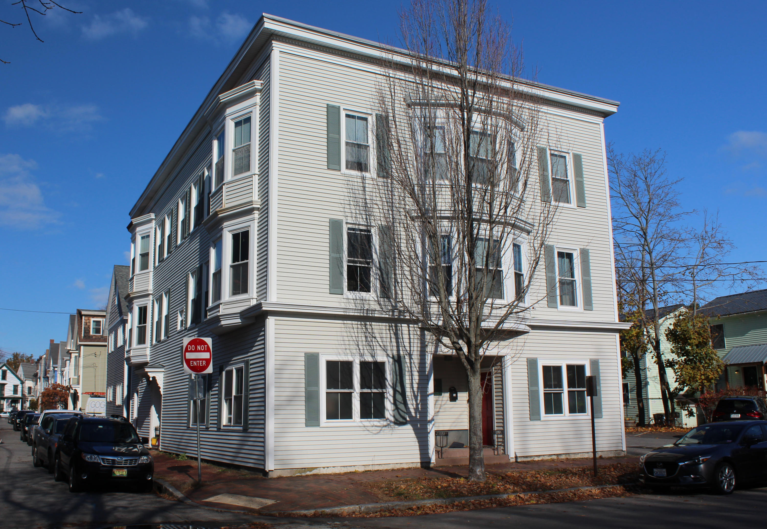 247 Danforth Street, Unit 2B Portland, ME 04102 - Photo 1 of 27 Exterior