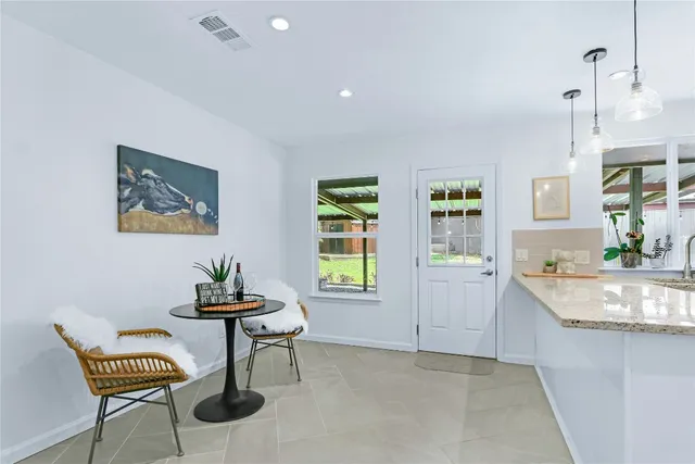 $525,000 | 6203 Breeze Way, Austin, TX 78723