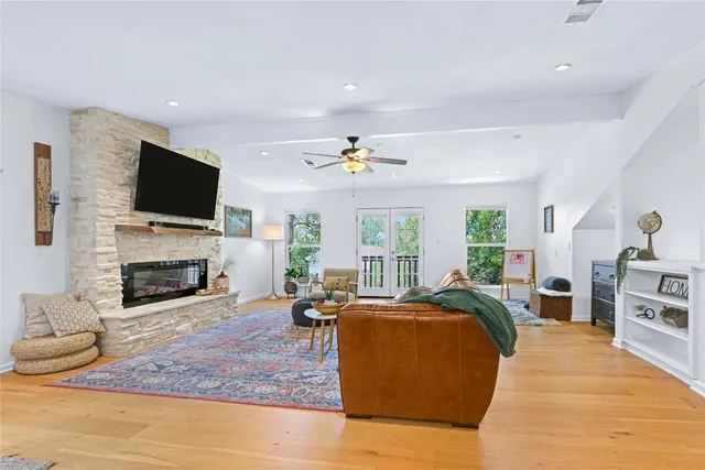 $525,000 | 6203 Breeze Way, Austin, TX 78723