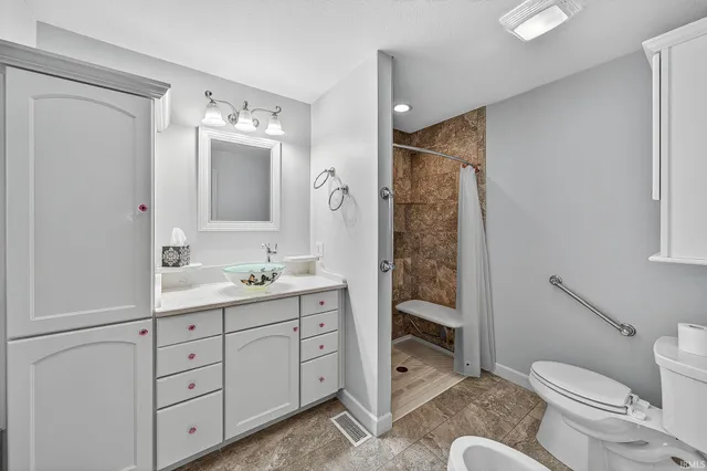 $375,000 | 2225 Treys Trail, Mishawaka, IN 46545