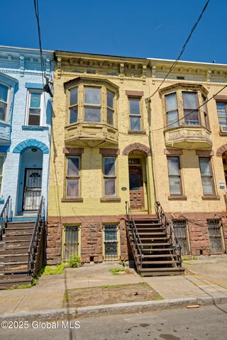 $239,000 | 113 Lark Street, Albany, NY 12210