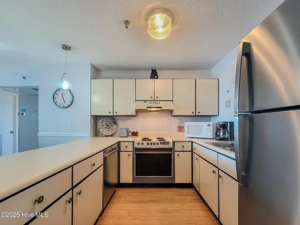 $379,900 | 1866 New River Inlet Road, Unit 3407C, North Topsail Beach, NC 28460