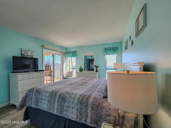 $379,900 | 1866 New River Inlet Road, Unit 3407C, North Topsail Beach, NC 28460