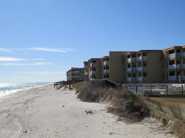 $379,900 | 1866 New River Inlet Road, Unit 3407C, North Topsail Beach, NC 28460