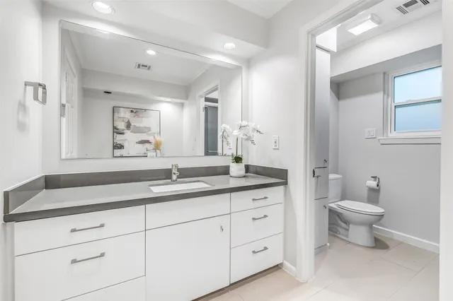 $1,850,000 | 12326 Old Oaks Drive, Houston, TX 77024