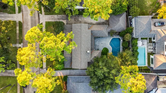 $1,850,000 | 12326 Old Oaks Drive, Houston, TX 77024