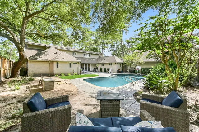 $1,850,000 | 12326 Old Oaks Drive, Houston, TX 77024