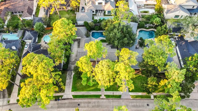 $1,850,000 | 12326 Old Oaks Drive, Houston, TX 77024
