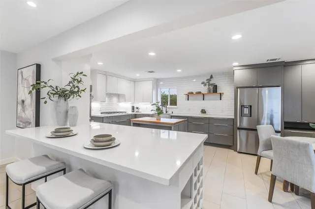 $1,850,000 | 12326 Old Oaks Drive, Houston, TX 77024