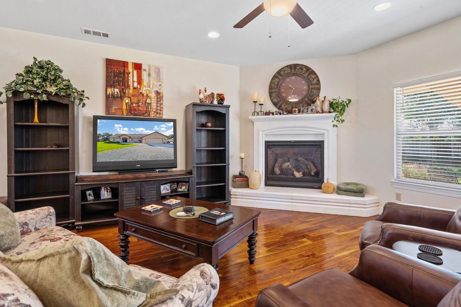 12373 North Lower Sacramento Road Lodi, CA 95242 - Photo 12 of 66