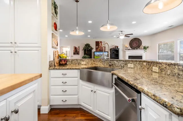 $925,000 | 12373 North Lower Sacramento Road, Lodi, CA 95242