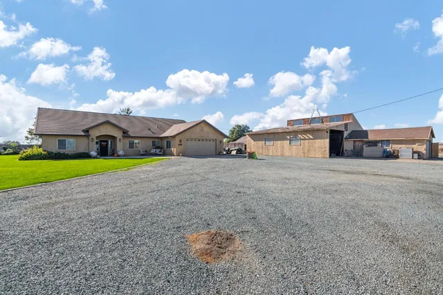 $925,000 | 12373 North Lower Sacramento Road, Lodi, CA 95242