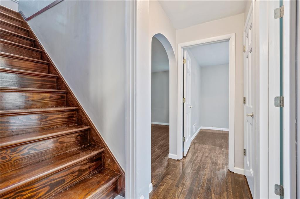 1187 Mifflin Road Pittsburgh, PA 15207 - Photo 13 of 25 Gallery Image 13