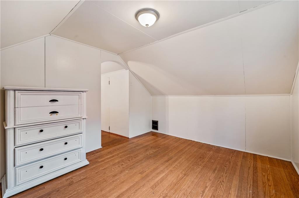 1187 Mifflin Road Pittsburgh, PA 15207 - Photo 16 of 25 Gallery Image 16