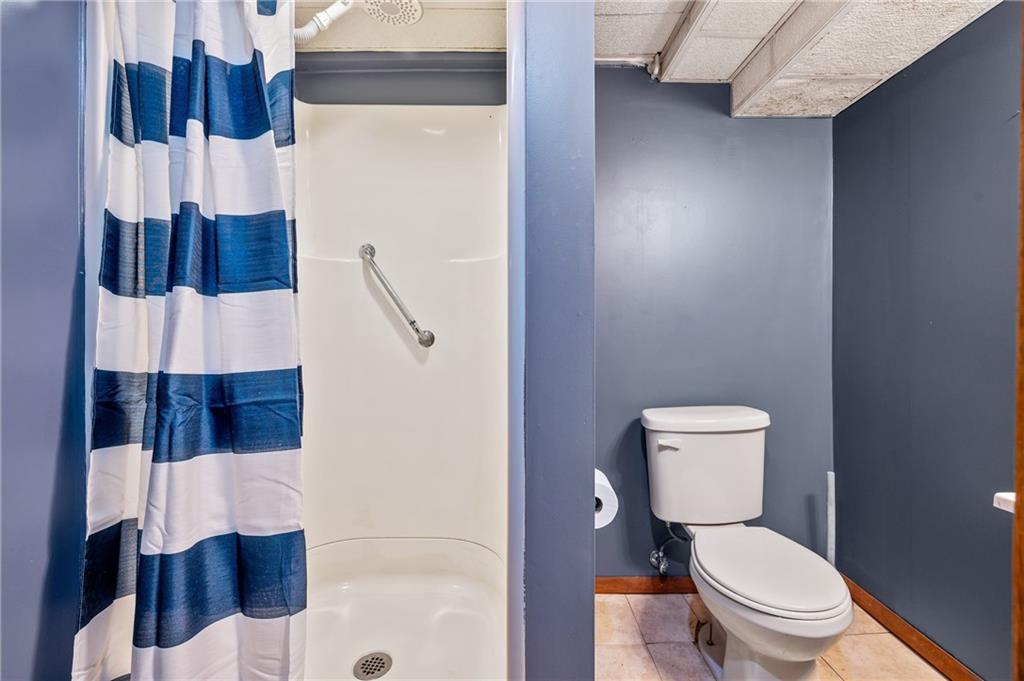 1187 Mifflin Road Pittsburgh, PA 15207 - Photo 18 of 25 Gallery Image 18