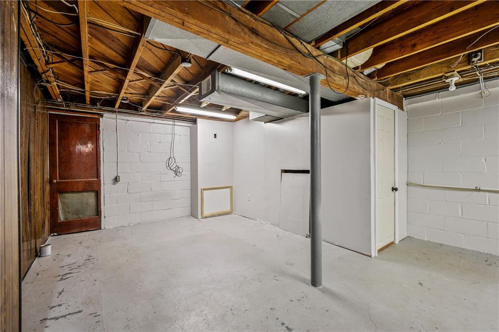 1187 Mifflin Road Pittsburgh, PA 15207 - Photo 20 of 25 Gallery Image 20