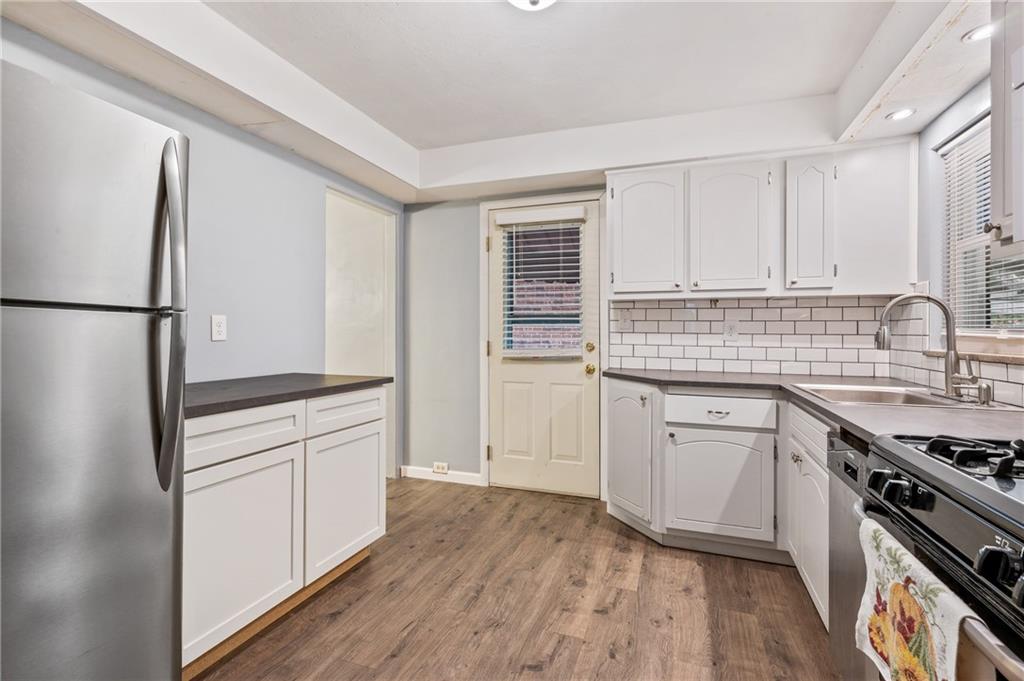 1187 Mifflin Road Pittsburgh, PA 15207 - Photo 7 of 25 Gallery Image 7