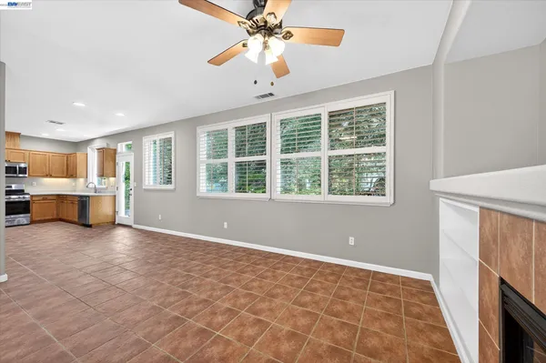 $4,200 | 133 Sundance Place, Martinez, CA 94553