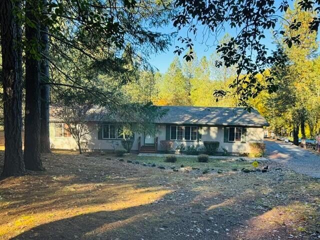 876 Ferry Road Grants Pass, OR 97526 - Photo 1 of 24 1