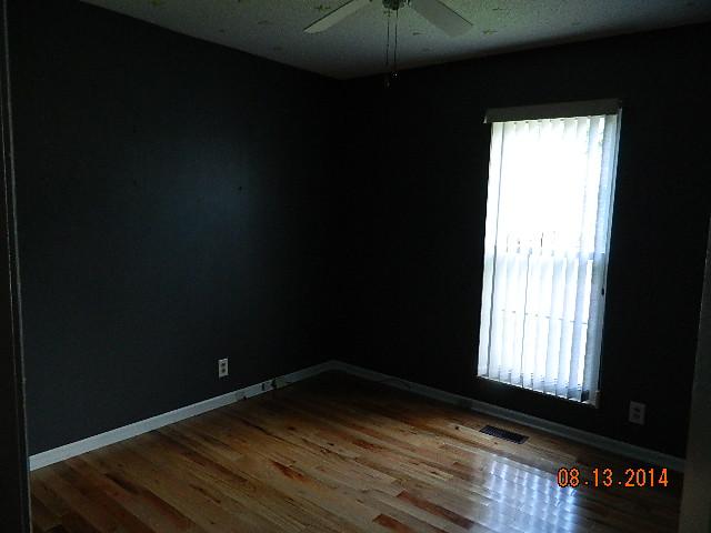 1437 Hunters Branch Road Antioch, TN 37013 - Photo 11 of 14 One of two secondary bedrooms.