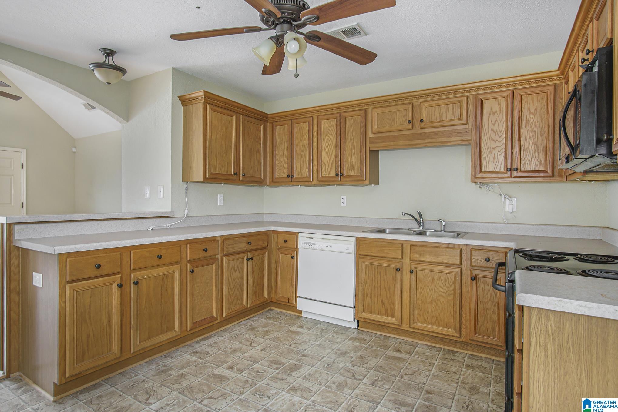 66 Sunset Lane Jemison, AL 35085 - Photo 9 of 26