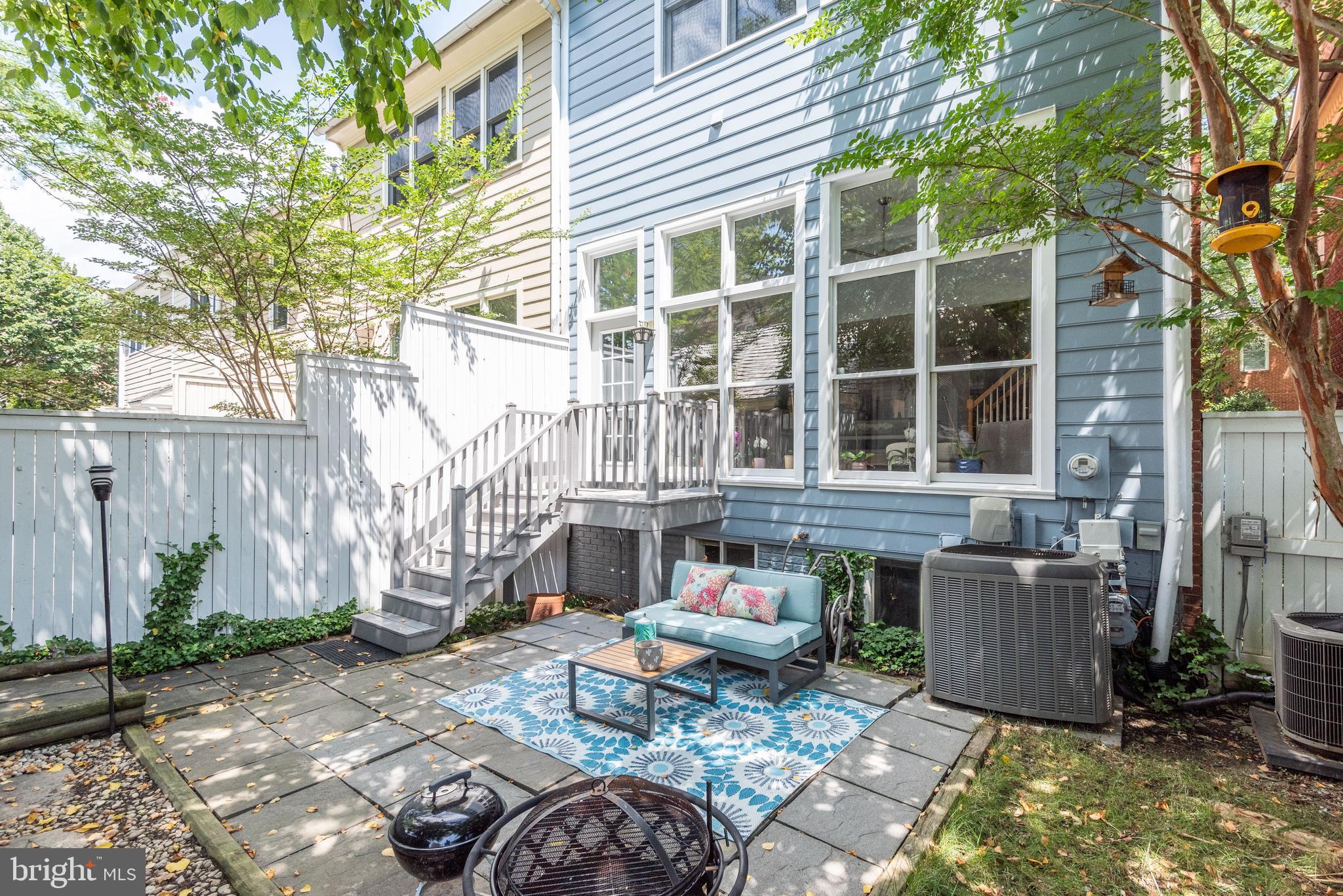 426 Little Quarry Road Gaithersburg, MD 20878 - Photo 17 of 21 Rear Exterior Patio