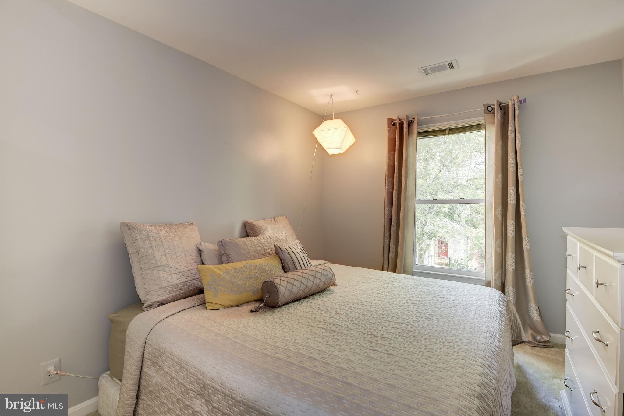 426 Little Quarry Road Gaithersburg, MD 20878 - Photo 10 of 21 Bedroom 3