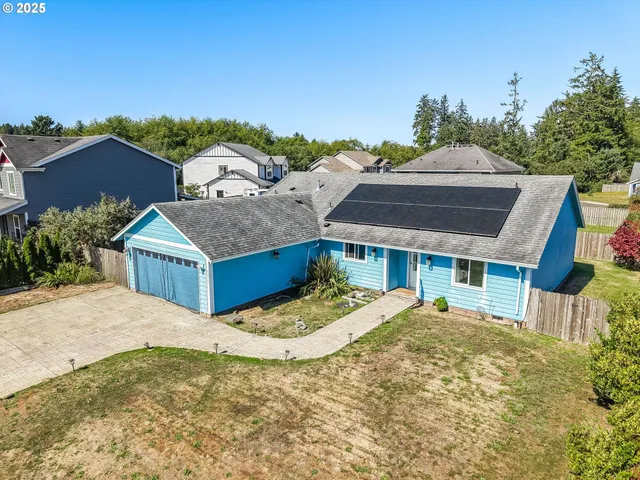 $534,900 | 1015 Southwest 2nd Street, Warrenton, OR 97146