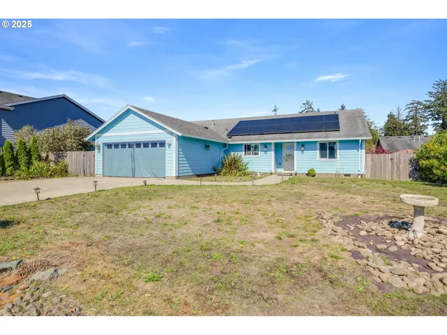 $534,900 | 1015 Southwest 2nd Street, Warrenton, OR 97146
