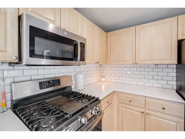 $534,900 | 1015 Southwest 2nd Street, Warrenton, OR 97146