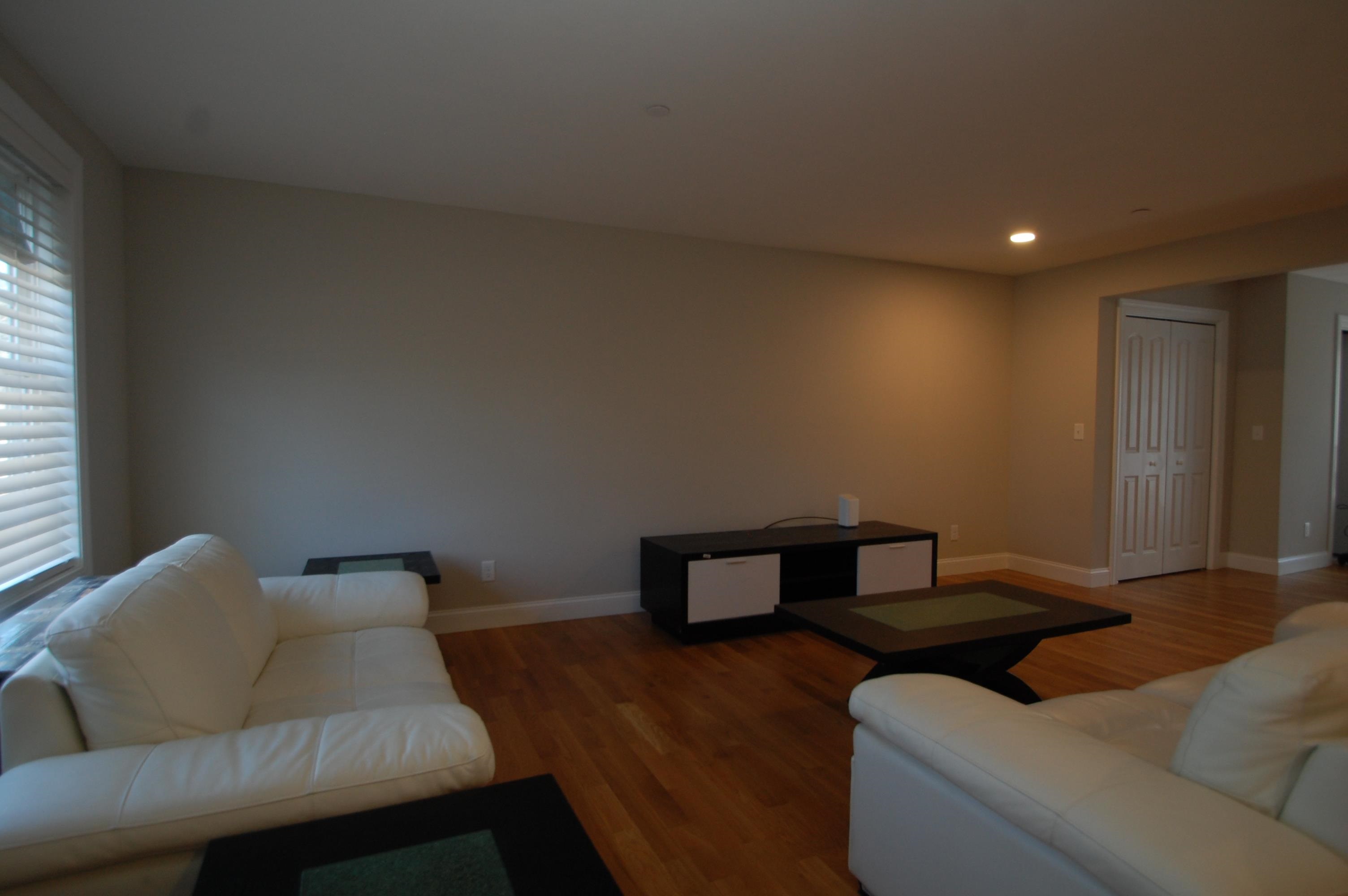 30 Brook Street, Unit 3 Derry, NH 03038 - Photo 6 of 19 Gallery Image 6