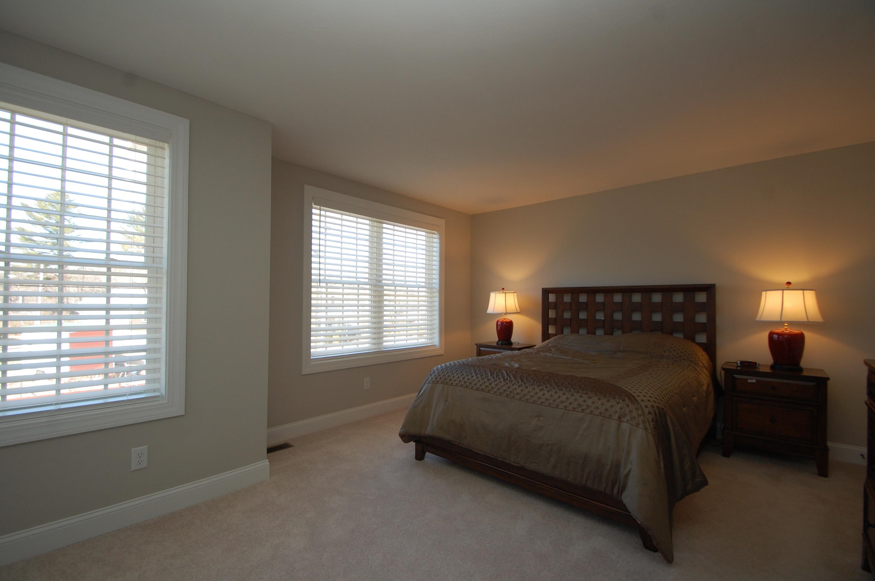 30 Brook Street, Unit 3 Derry, NH 03038 - Photo 10 of 19 Gallery Image 10