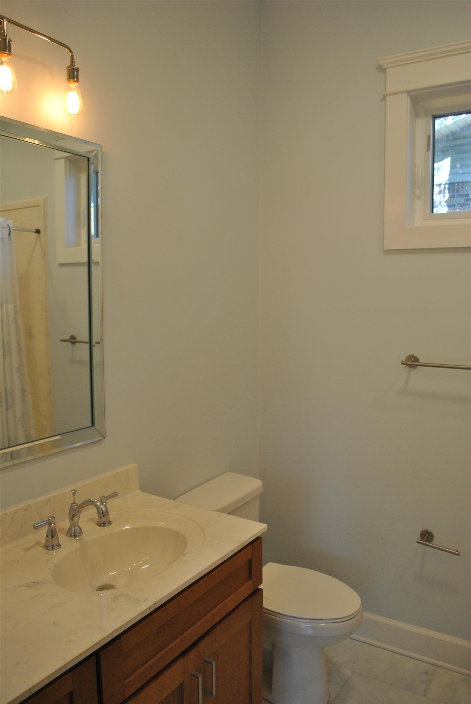 161 Ettle Street Fairhope, AL 36532 - Photo 26 of 34 Bathroom