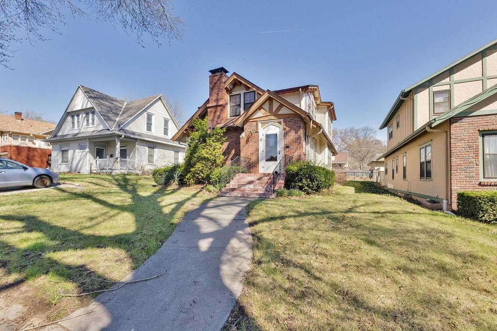 2807 Faraon Street St. Joseph, MO 64501 - Photo 3 of 48