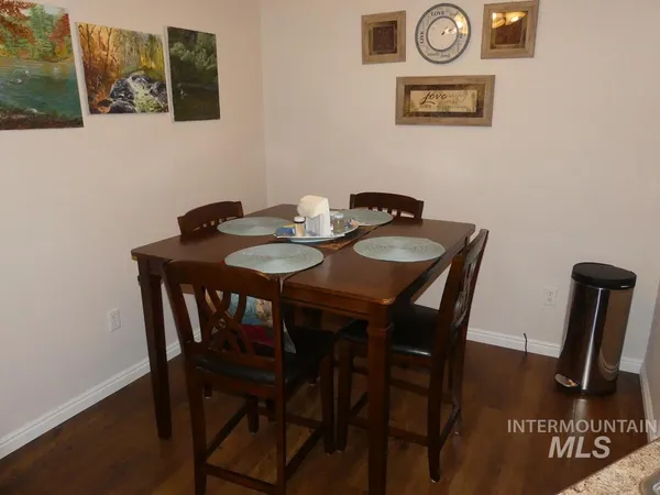 $379,900 | 24 Mangum Circle, Unit 1 1, Donnelly, ID 83615