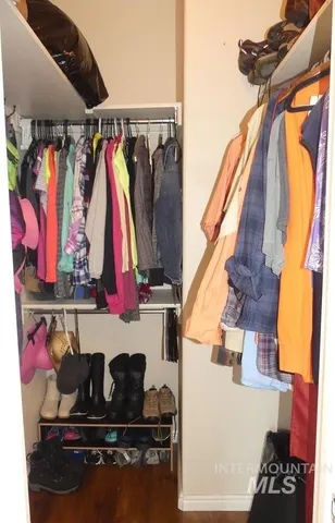 $379,900 | 24 Mangum Circle, Unit 1 1, Donnelly, ID 83615