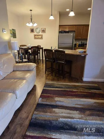 $379,900 | 24 Mangum Circle, Unit 1 1, Donnelly, ID 83615