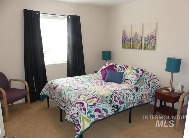 $379,900 | 24 Mangum Circle, Unit 1 1, Donnelly, ID 83615