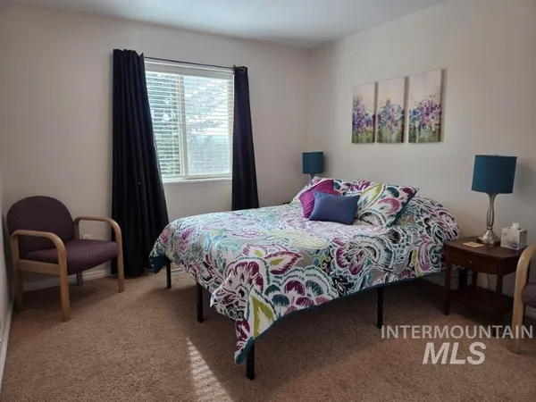 $379,900 | 24 Mangum Circle, Unit 1 1, Donnelly, ID 83615