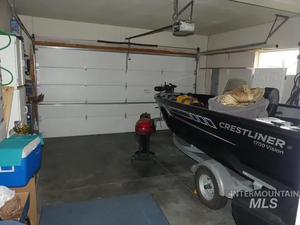 $379,900 | 24 Mangum Circle, Unit 1 1, Donnelly, ID 83615