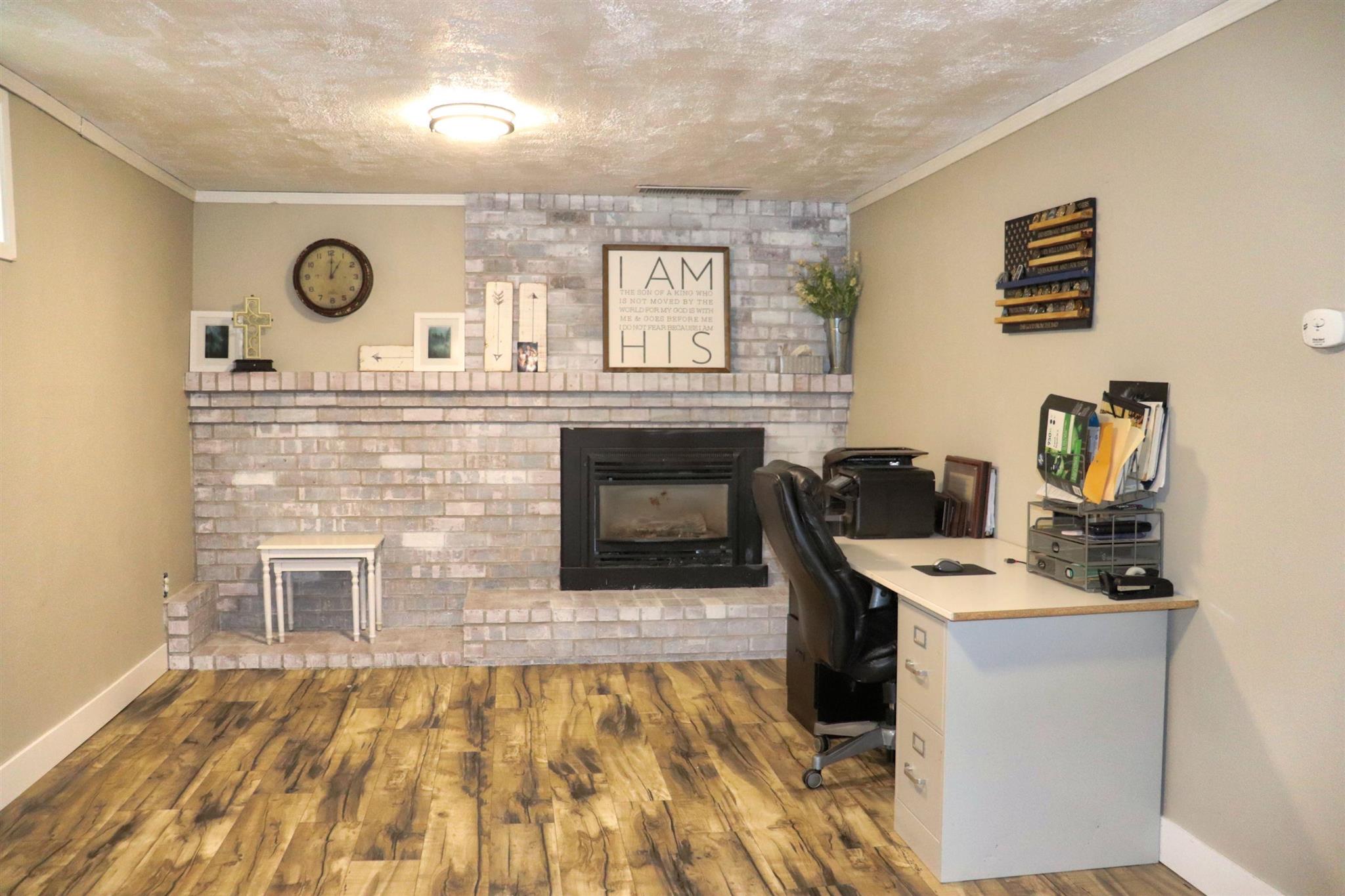 18425 North Division Road Colbert, WA 99005 - Photo 11 of 29