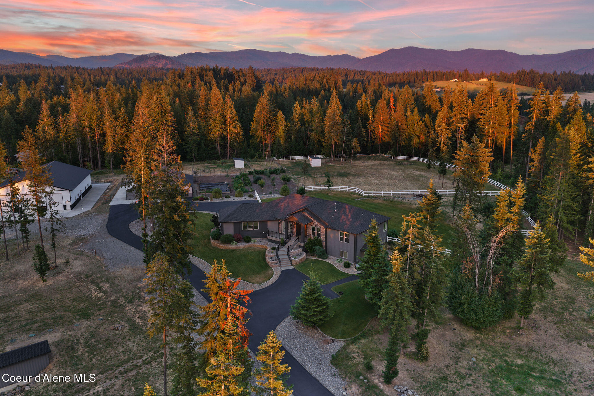 15746 North Pinewood Way Hayden, ID 83835 - Photo 1 of 97 15746 N Pinewood Way