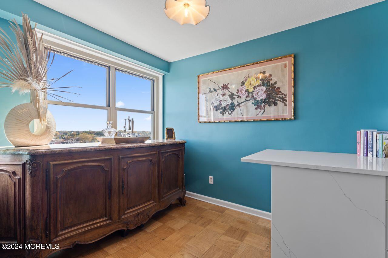28 Riverside Avenue, Unit 10F Red Bank, NJ 07701 - Photo 14 of 27 photos_web_resolution_HOM00990