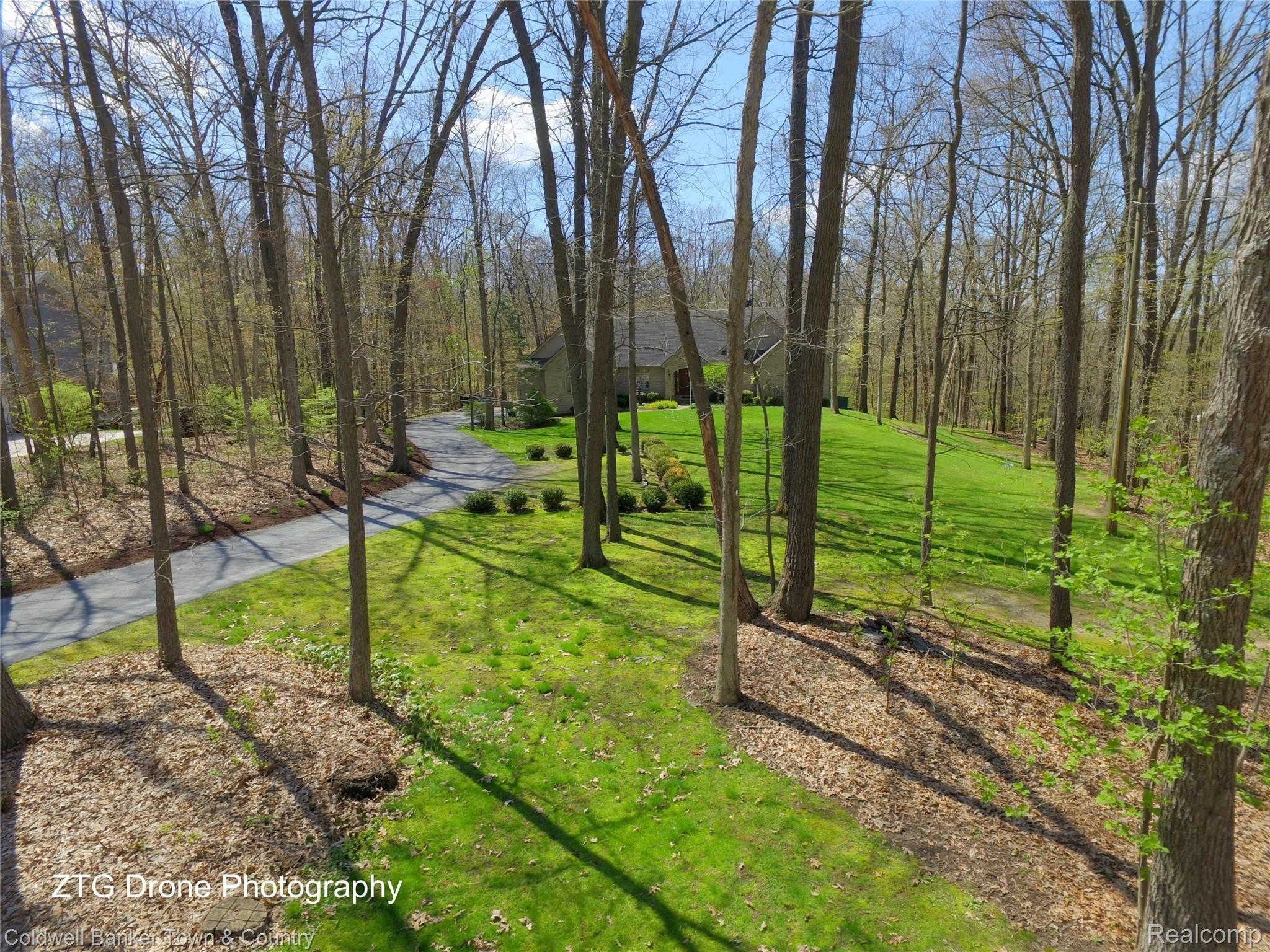 3278 Brighton Road Howell, MI 48843 - Photo 34 of 43 DJI_0211.jpg